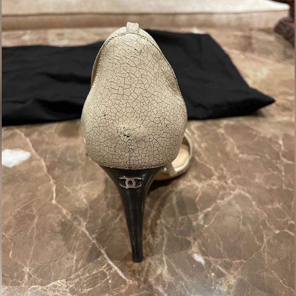 Chanel Vintage Beige Strappy Heels - Picture 10 of 14